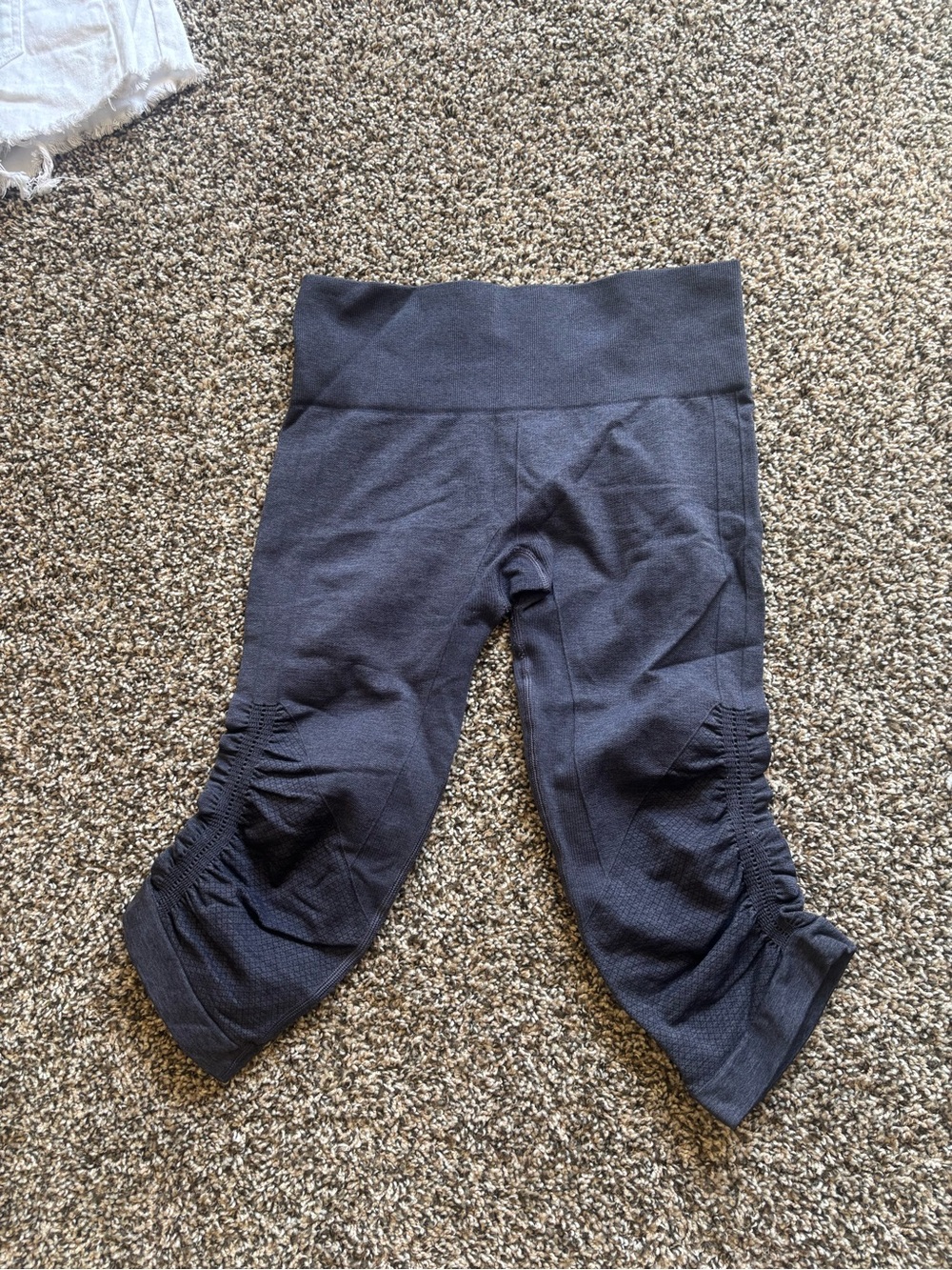 lululemon athletica navy Ruched Capri Leggings